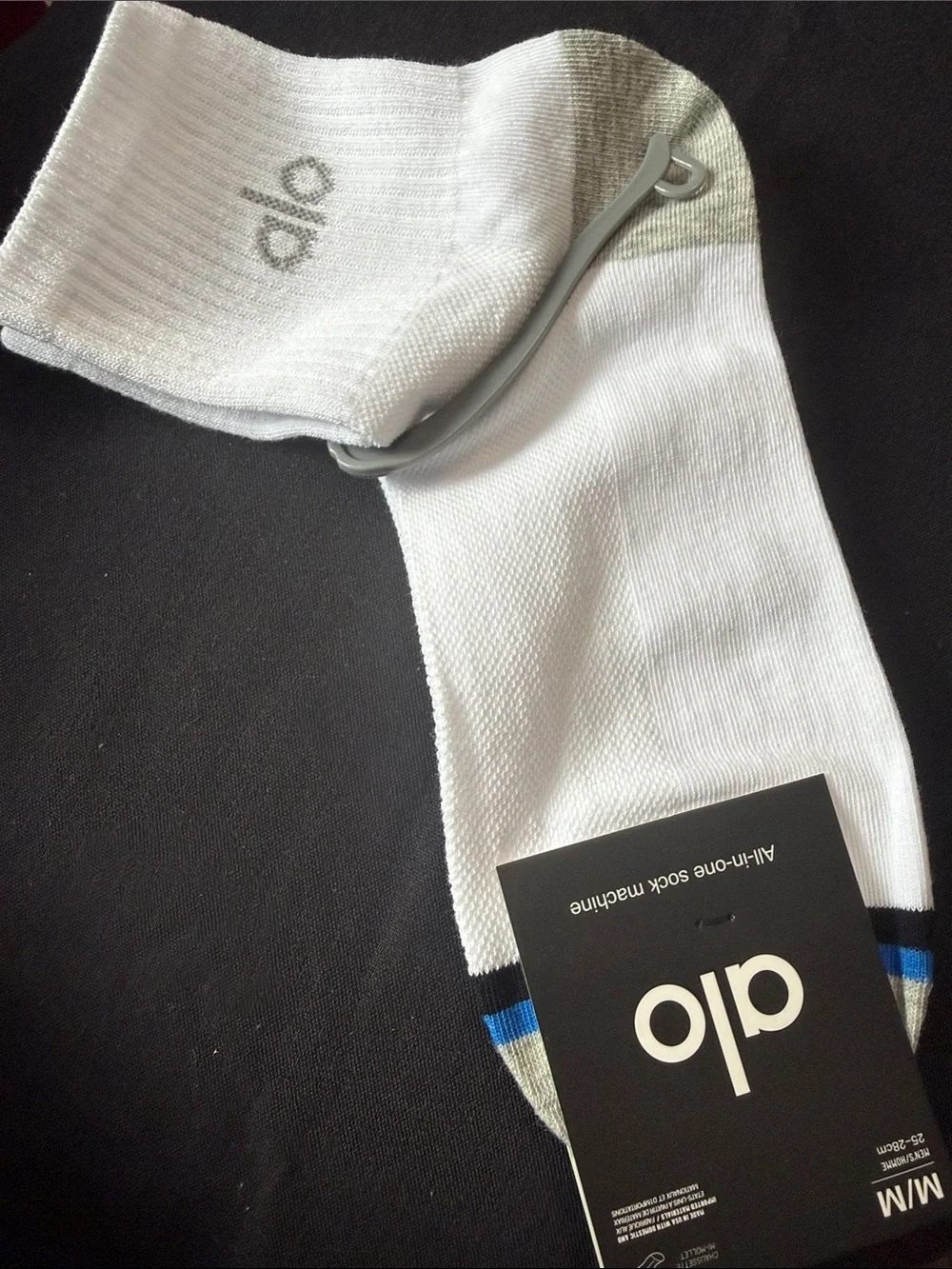 ALO Yoga  White Performance Crew Socks